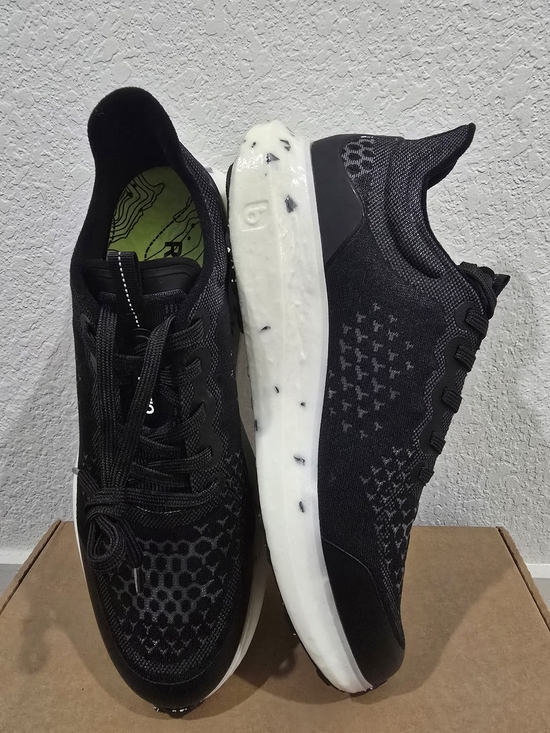 RATIO Black Athletic Sneakers with Speckled White Midsole main image 9
